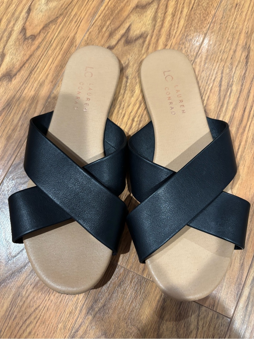 LC Lauren Conrad Black Crossband Slide Sandals - Picture 2 of 4